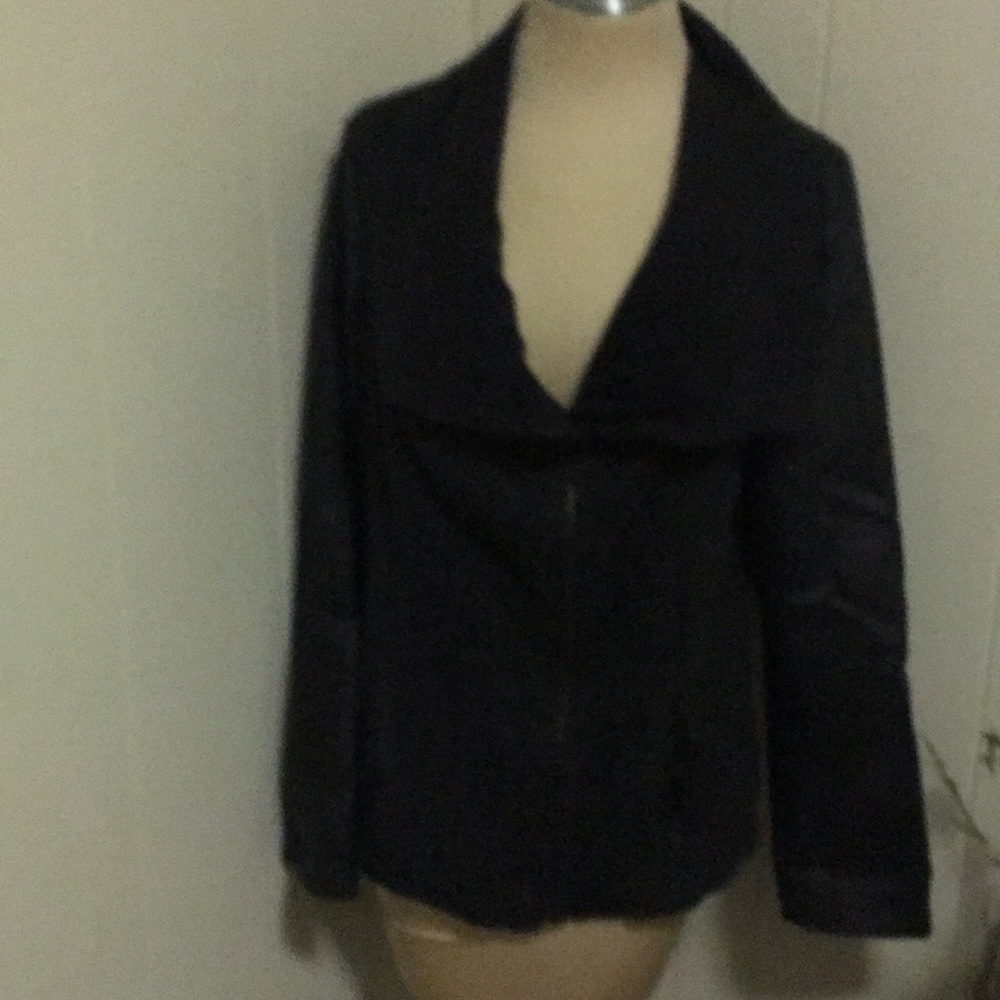 Queen collection jacket size L